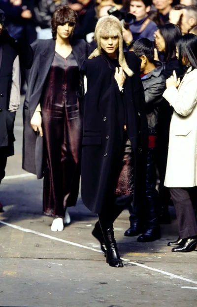 Look 30